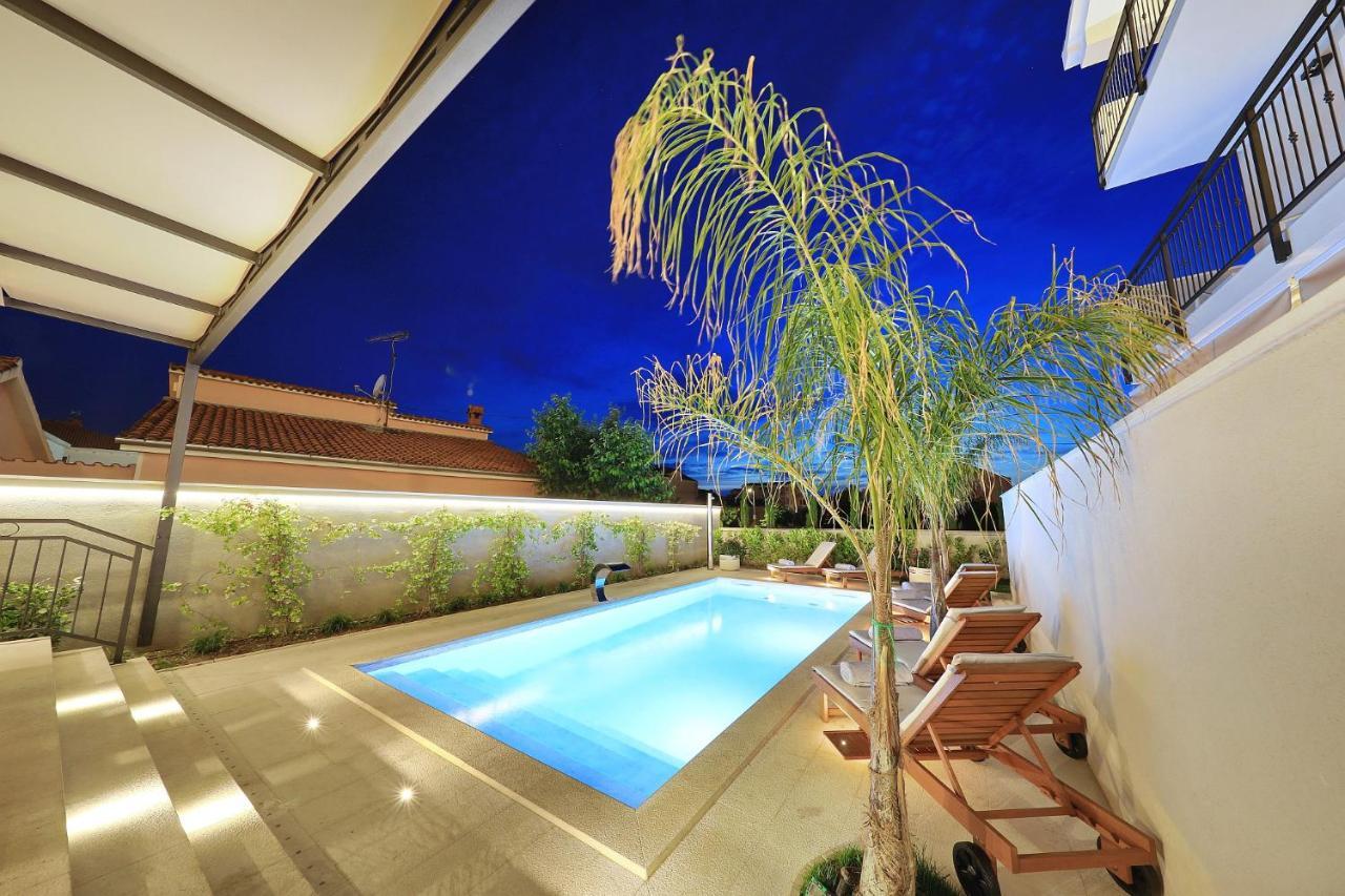 Villa Manda Zadar Luxury Apartments ภายนอก รูปภาพ